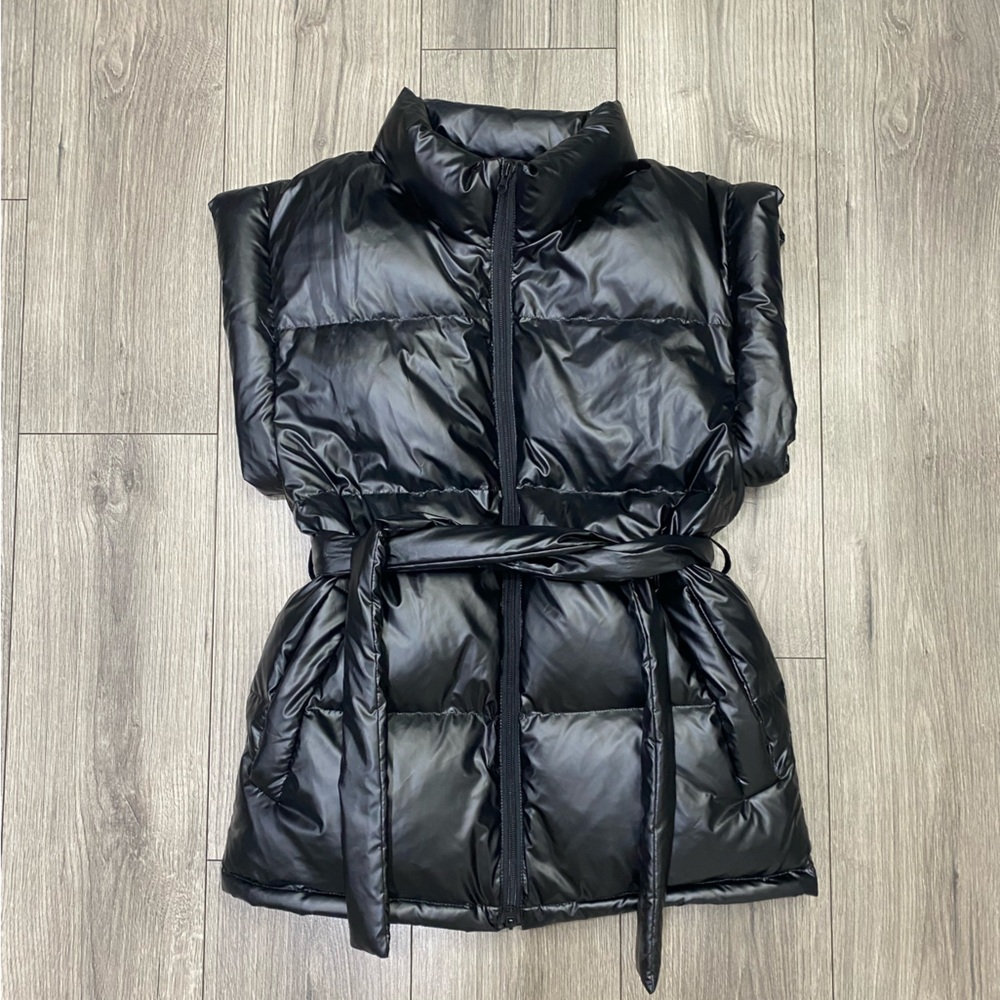 Womens Jocelyn Black Nylon Puffer Belted‎ Vest P/S